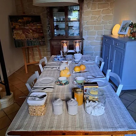 La Maison De Gisele B&B Saint-Victor-des-Oules